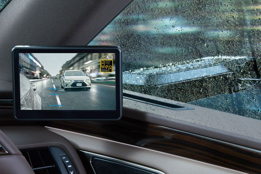 Lexus ES rear view camera