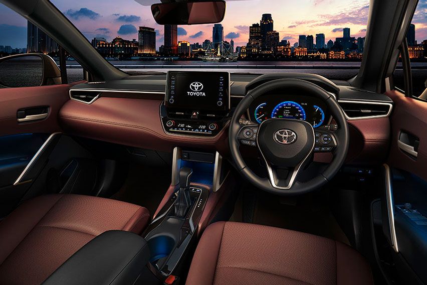 Toyota Corolla Cross cabin