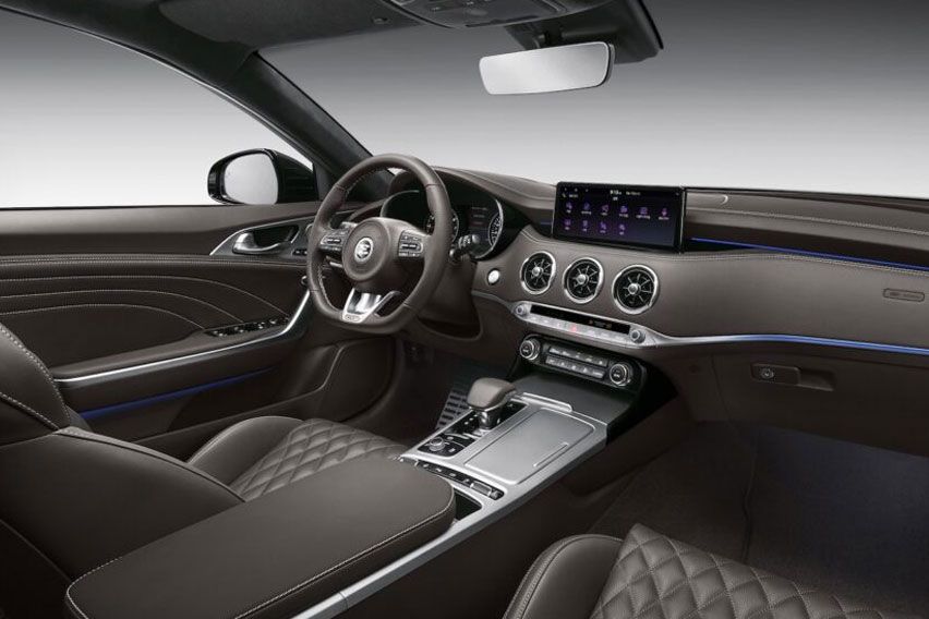 2020 Kia Stinger interior