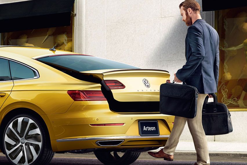 Volkswagen Arteon powered tailgate