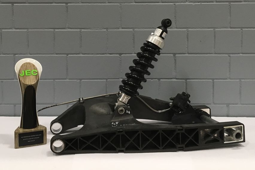 swing arm carbon BMW