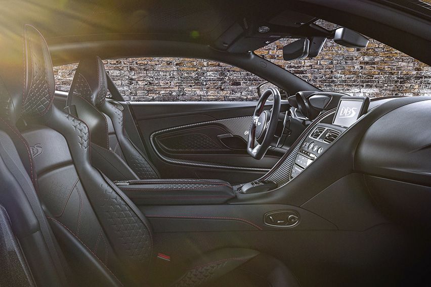 AstonMartinDBSSuperleggera body 3