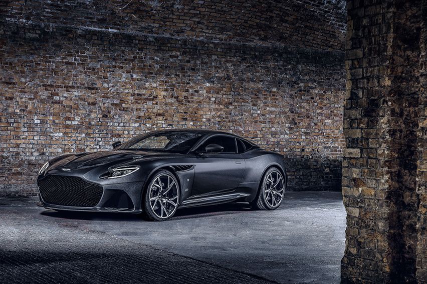 AstonMartinDBSSuperleggera body photo 1