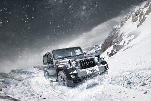 Mahindra Rilis Thar, SUV Tangguh Berwujud Mirip Jeep Wrangler