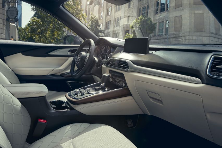 2021 Mazda CX-9 cabin