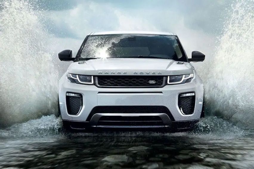 Range Rover Evoque front