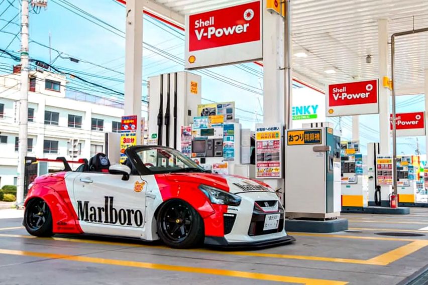 Daihatsu Copen Bertubuh Nissan GT-R Konvertibel, Modifikasi Unik Liberty Walk