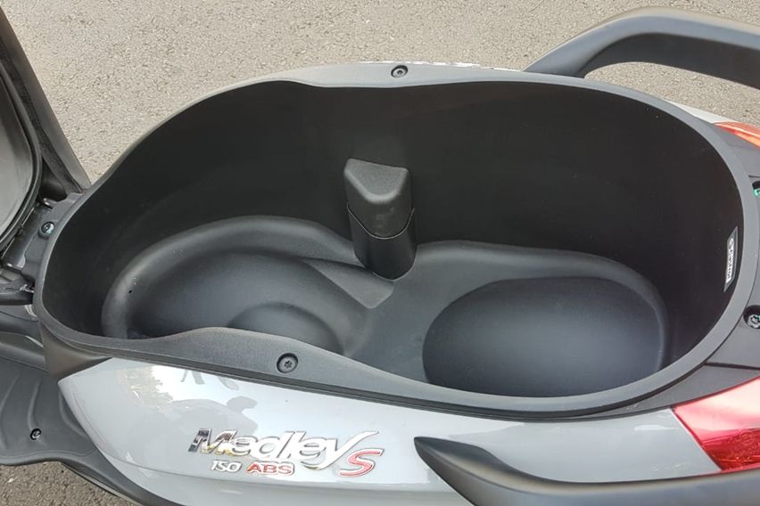 bagasi piaggio medley