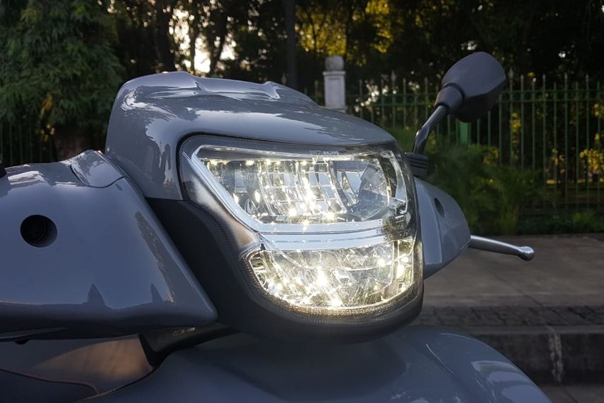 Piaggio medley headlamp