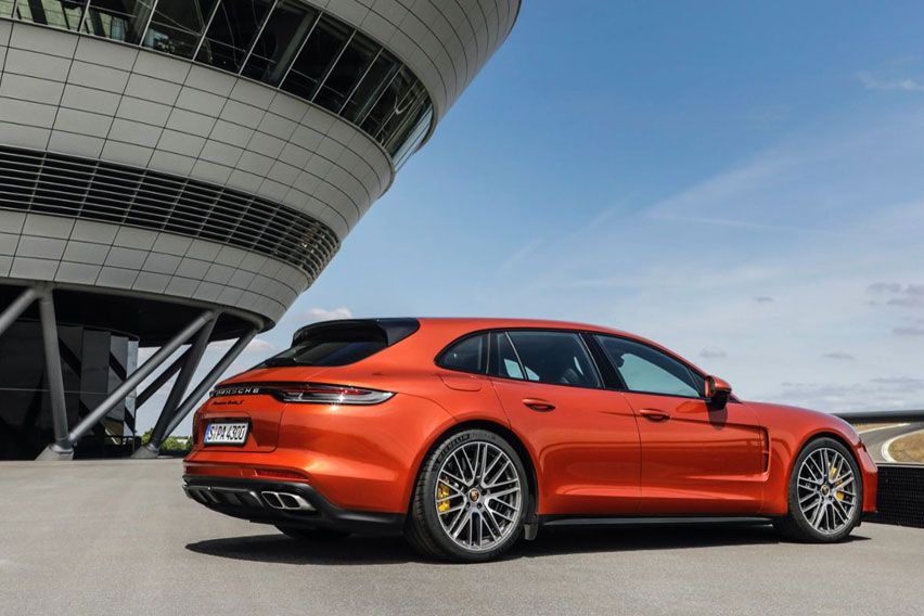 2021 Porsche Panamera rear