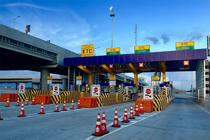 DOTr pursues 100% cashless transactions on select tollroads by Nov. 2