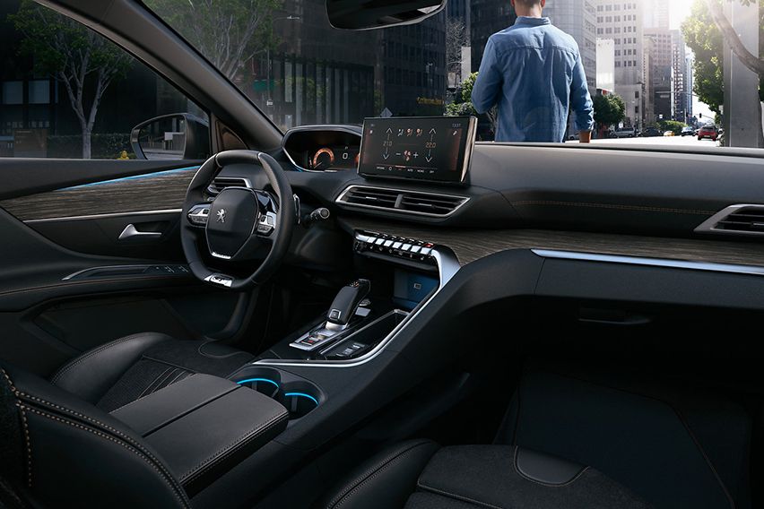 new Peugeot 3008 SUV interior