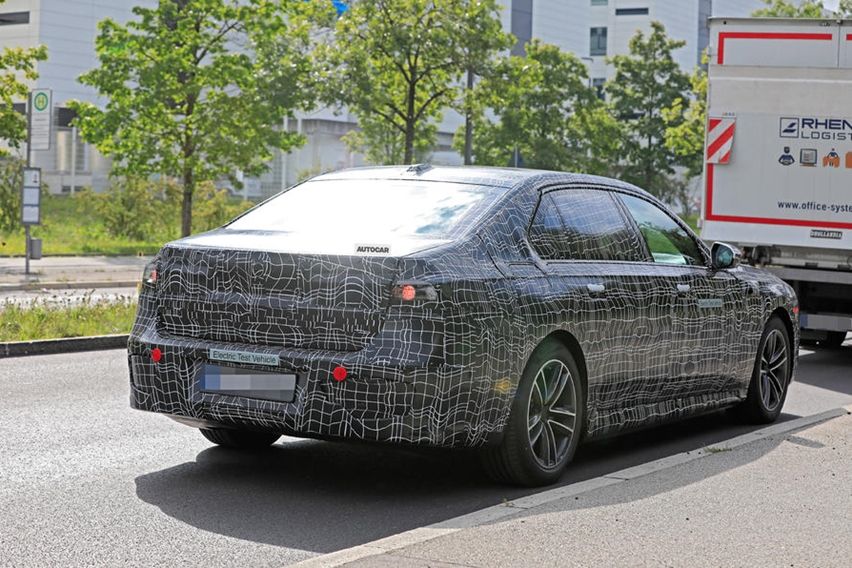 BMW 7 series electric