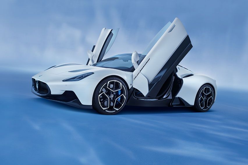 Maserati MC20 exterior