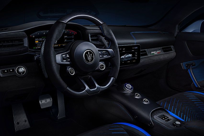 Maserati MC20 interior