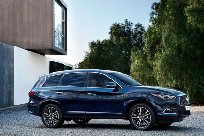 Infiniti QX60 side