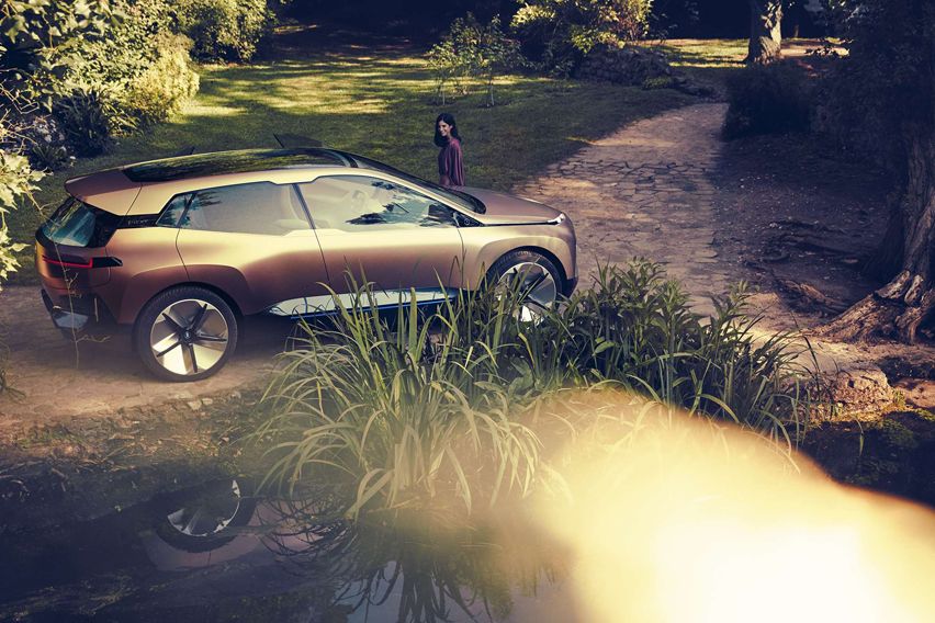 BMW iNext production version