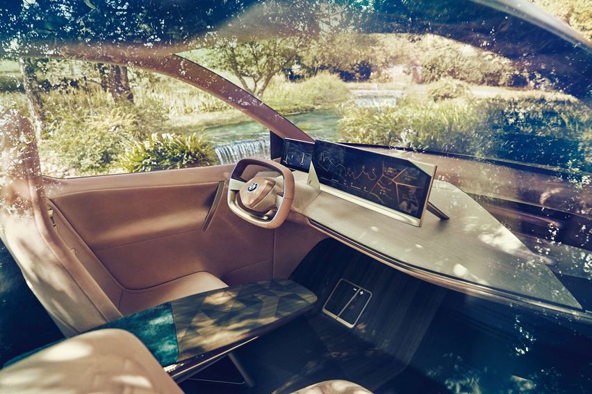 BMW iNext interior