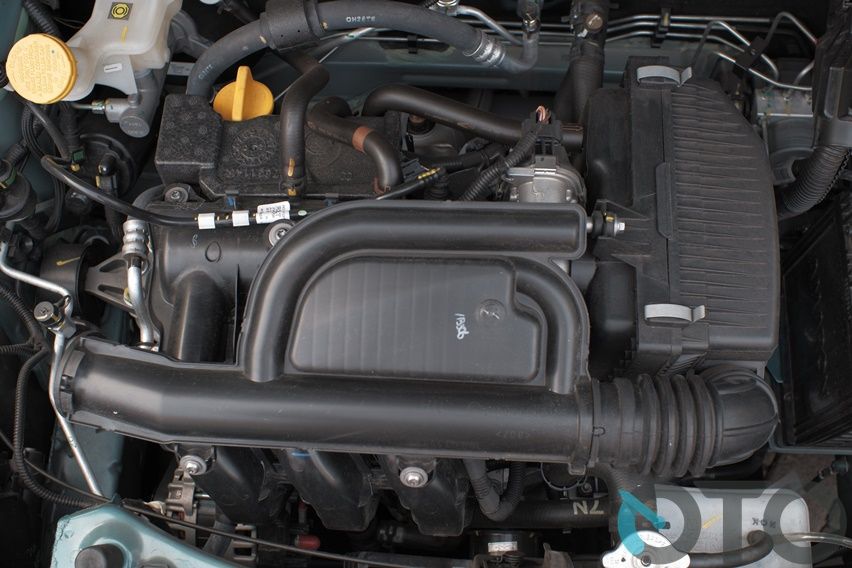 Mesin 3-silinder 1.0