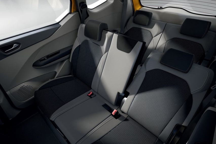 renault triber seat
