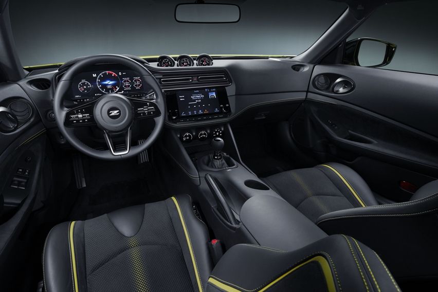 Nissan Z proto interior