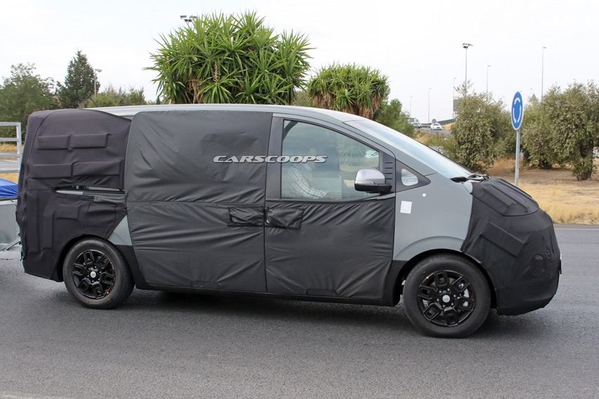 kamuflase Hyundai H-1 Starex