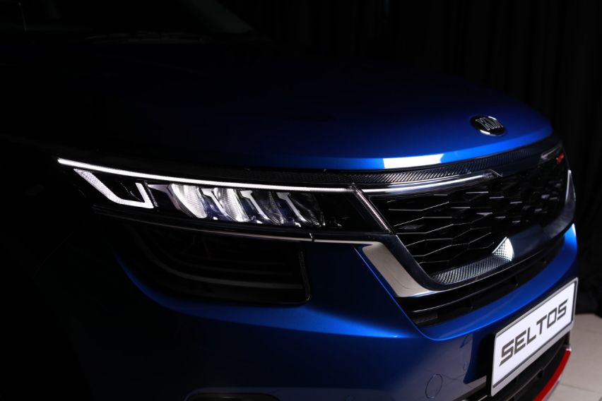 Kia Seltos headlight