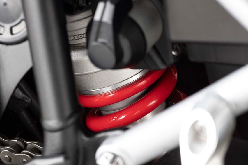 detail fitur Triumph Tiger 900 GT Pro