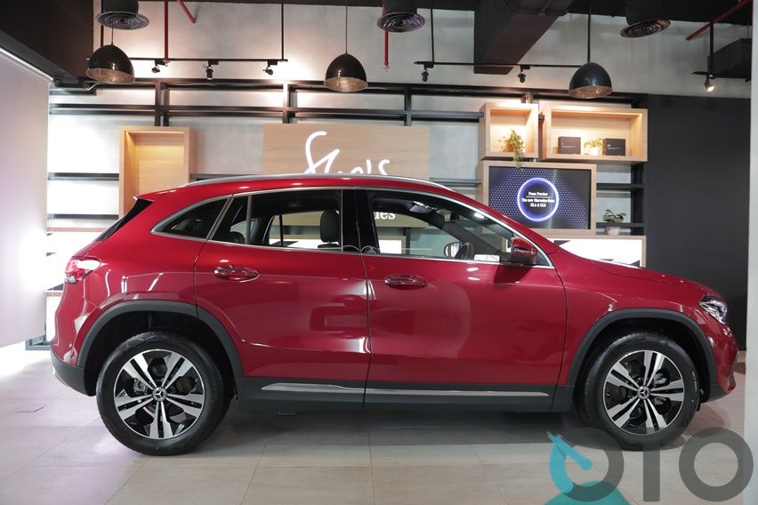 GLA 200 Progressive Line