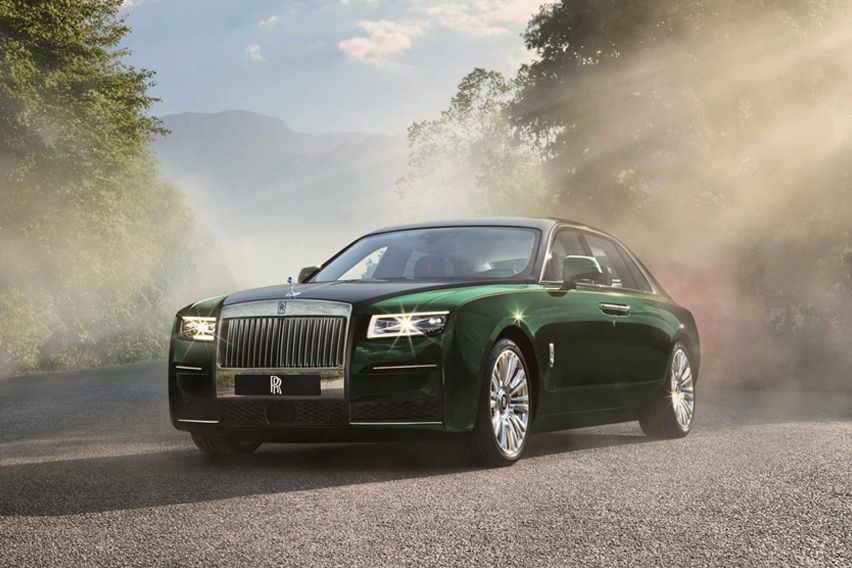 Check out Rolls-Royce Ghost Extended version details