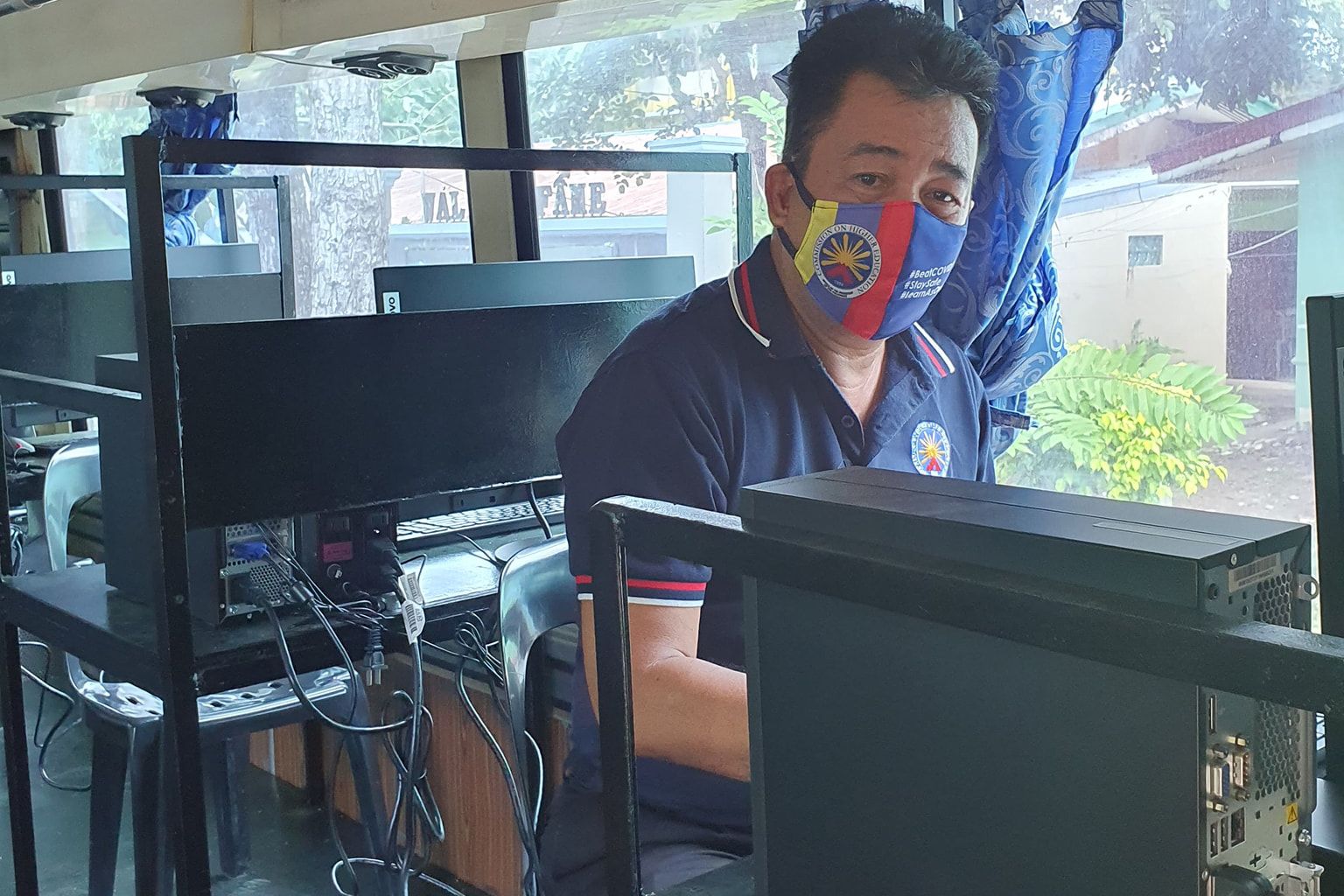 Mobile-learning-lab-body-photo-2