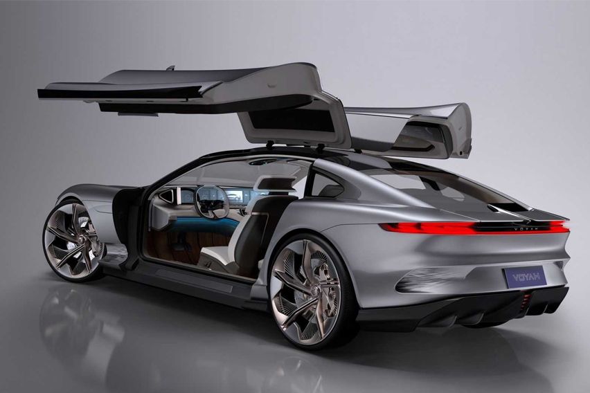  Voyah i-Land gullwing doors