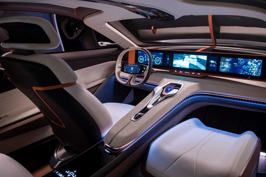 Voyah i-Land interior