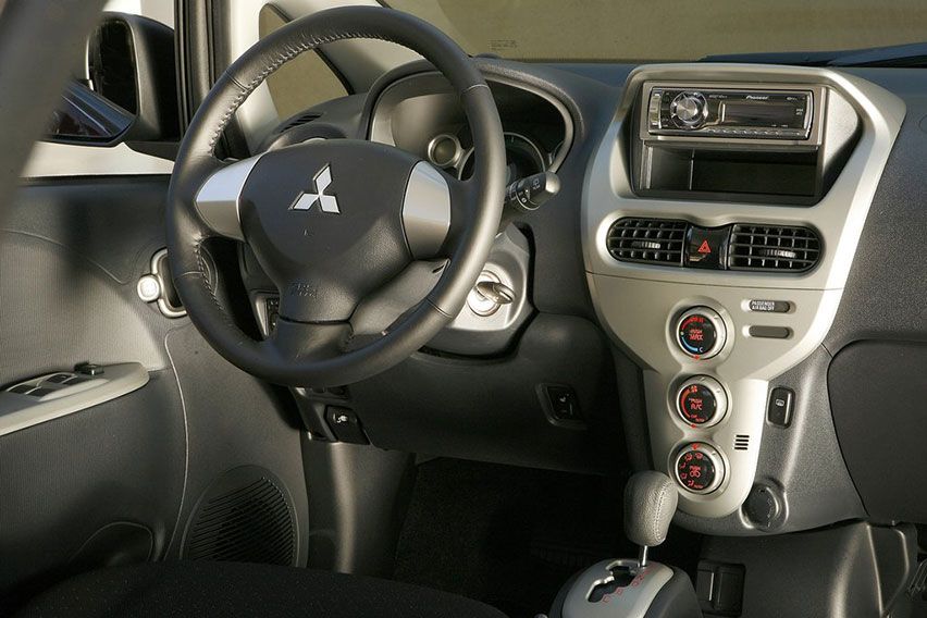 Mitsubishi i-MiEV 2011