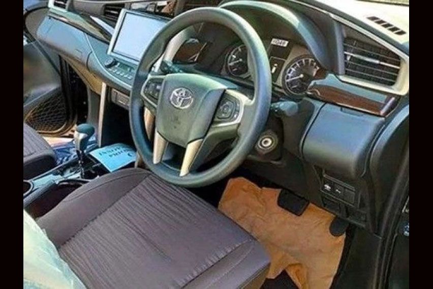 Toyota Kijang Innova Spy