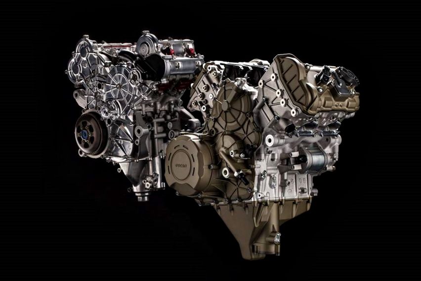 mesin V4 Multistrada