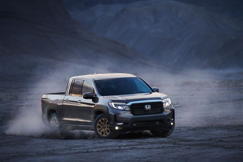 2021 Honda Ridgeline front
