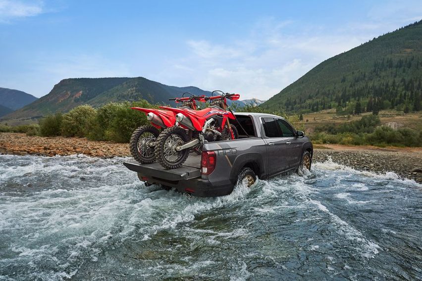 2021 Honda Ridgeline  rear