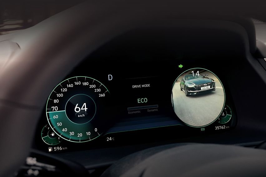 Hyundai Sonata instrumental cluster