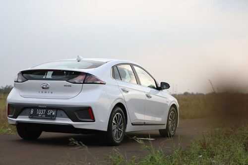 Hyundai Stop Produksi Mobil Listrik Ioniq!