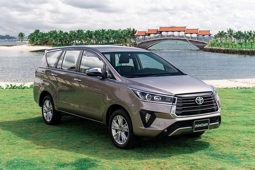 Besok Toyota Kijang Innova Facelift  Meluncur Simak Fakta 