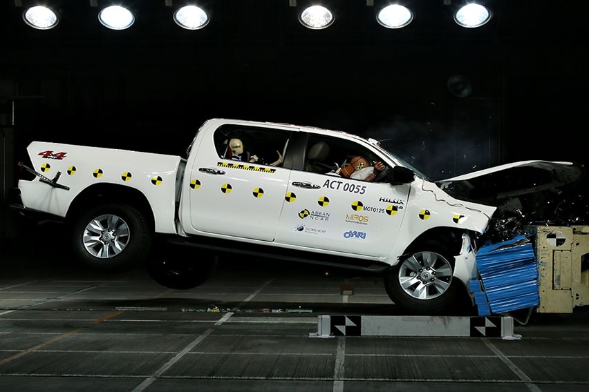 Toyota Hilux & Fortuner ASEAN NCAP