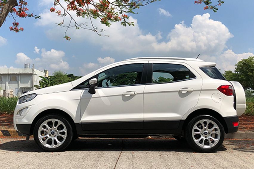 Ford EcoSport by Eric Tipan