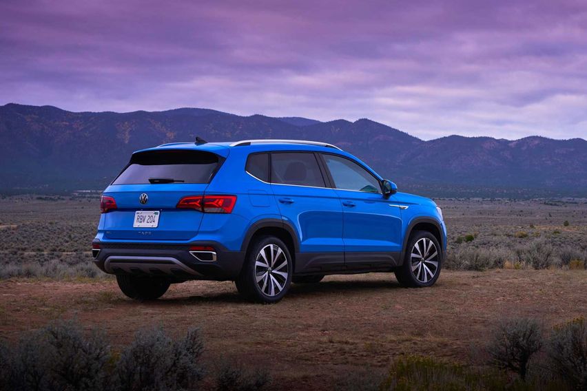 2022 Volkswagen Taos rear