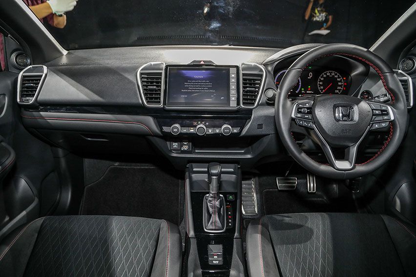Honda City Hybrid interior