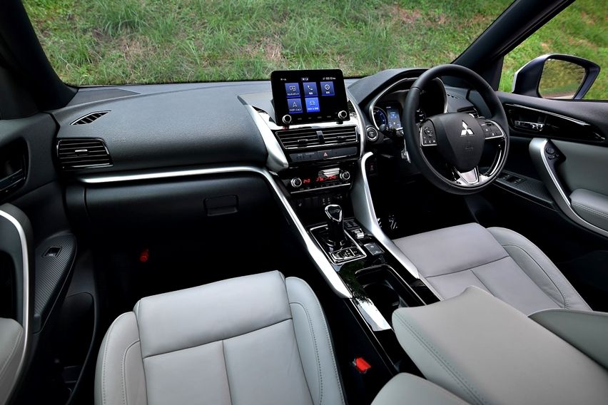 Interior Eclipse Cross PHEV