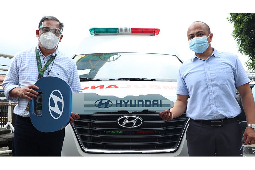 Hyundai Starex Cargo ambulance