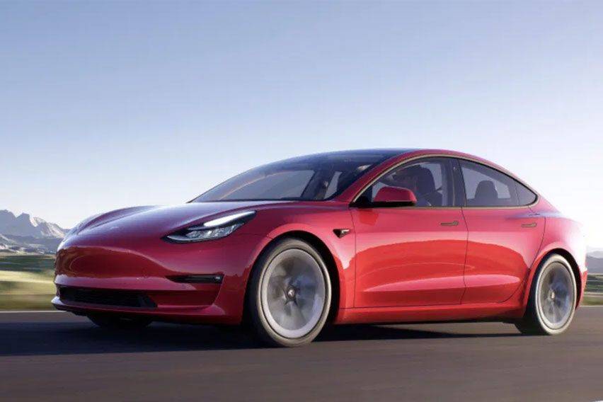 Tesla Updates The Model 3, Gets Enhanced Performance, New Features 