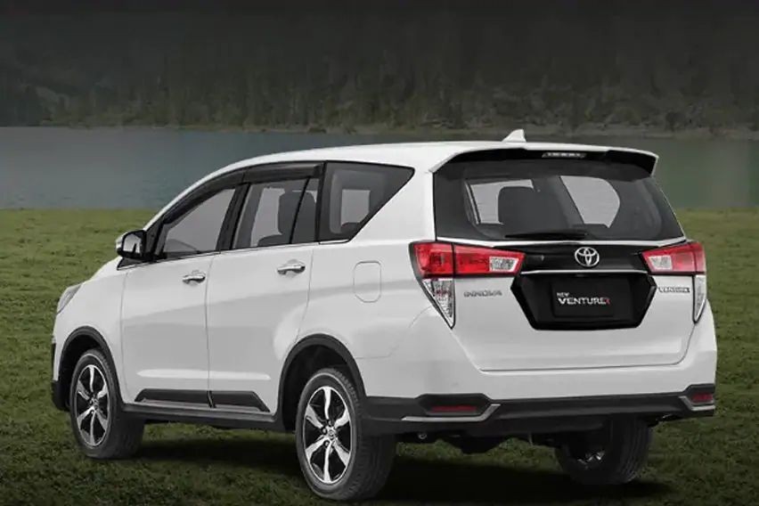 2021 Toyota Innova facelift rear