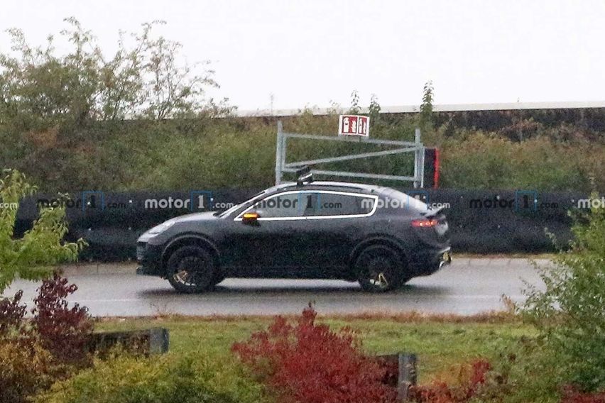 Spyshots Porsche Macan electric